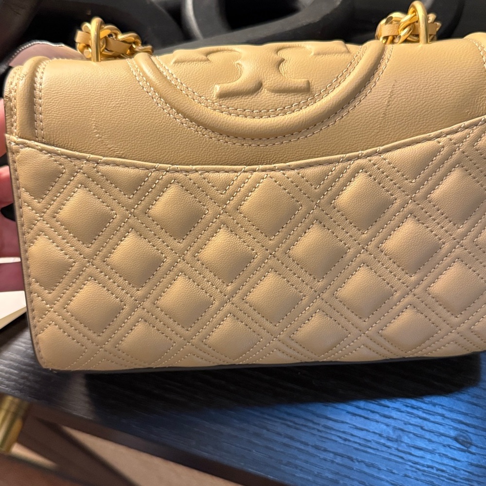 Tory Burch Beige Crossbody or clutch purse with Gold Chain - Picture 12 of 13